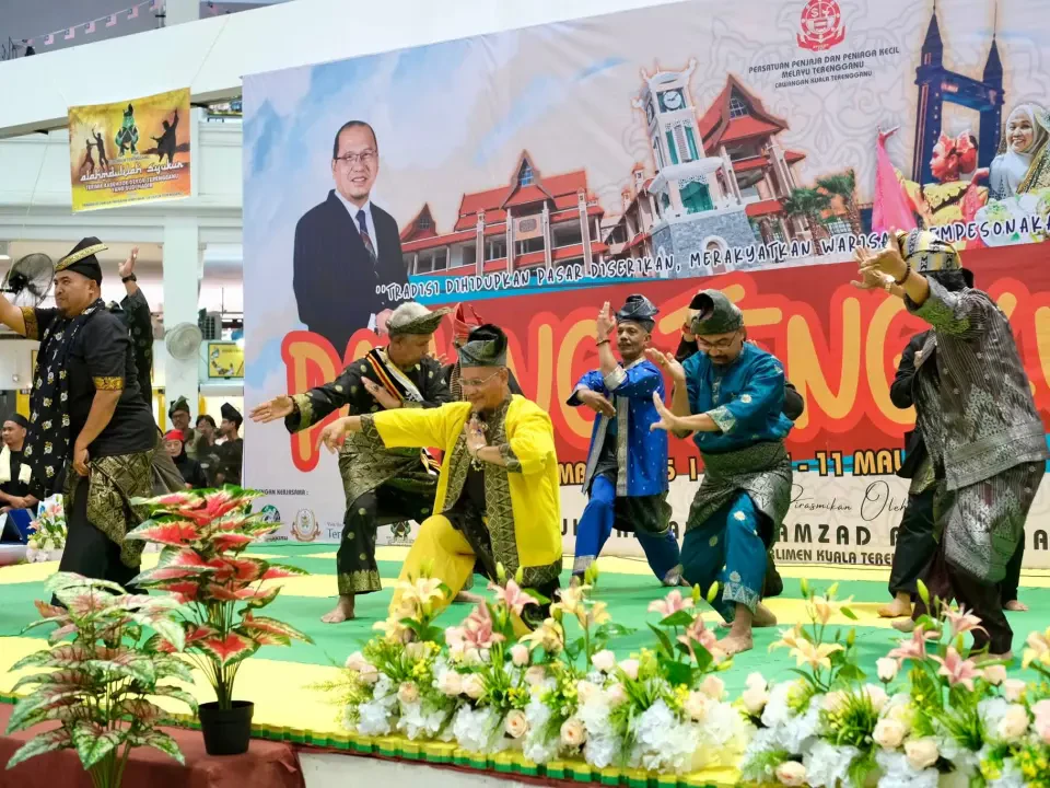 Himpunan Tok Dekor Satukan 75 Perguruan Silat Terengganu