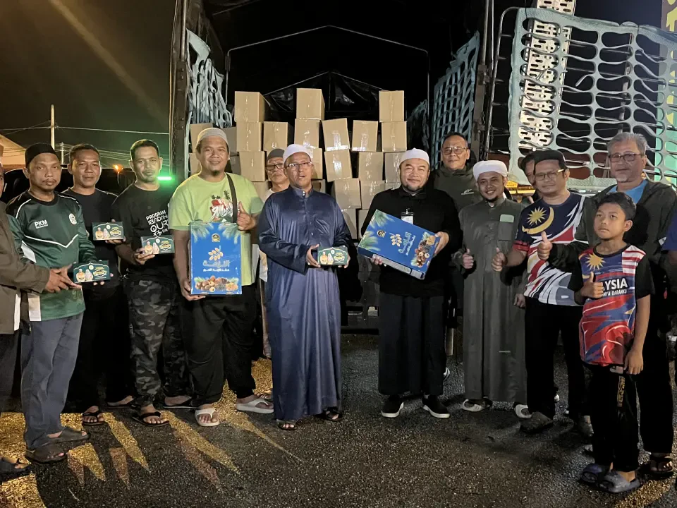 8,600 Kotak Kurma Buat Warga DUN Jerteh