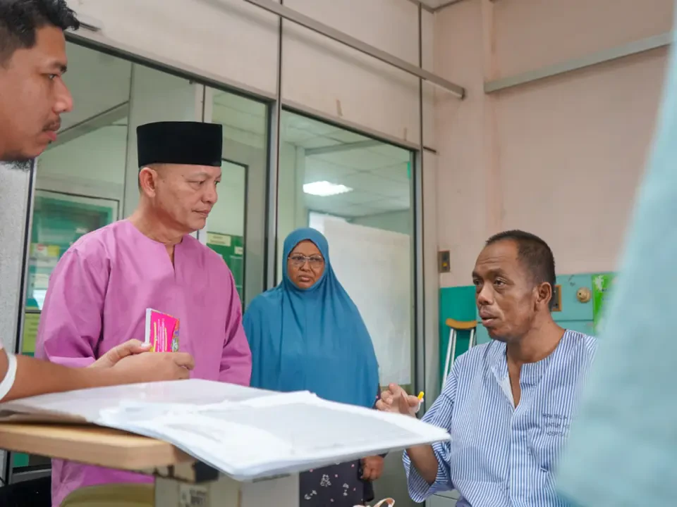 Di Sebalik Dinding Hospital, Raya Tetap Bermakna