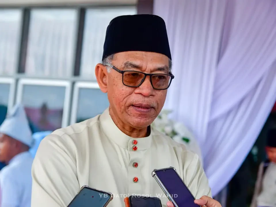 Saya Tidak Akan Rayu – Rosol Wahid  