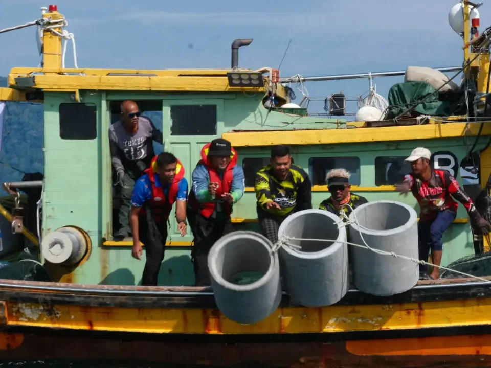Kerajaan Terengganu Labuh 40 Unjam Di Kerteh,  Bantu Tingkatkan Pendapatan Nelayan Zon A