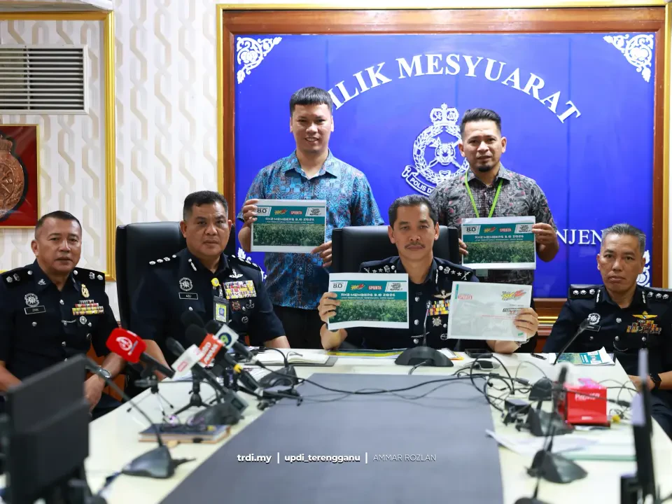 PDRM Kerah 619 Pegawai, Anggota Kawal RXZ Members 8.0