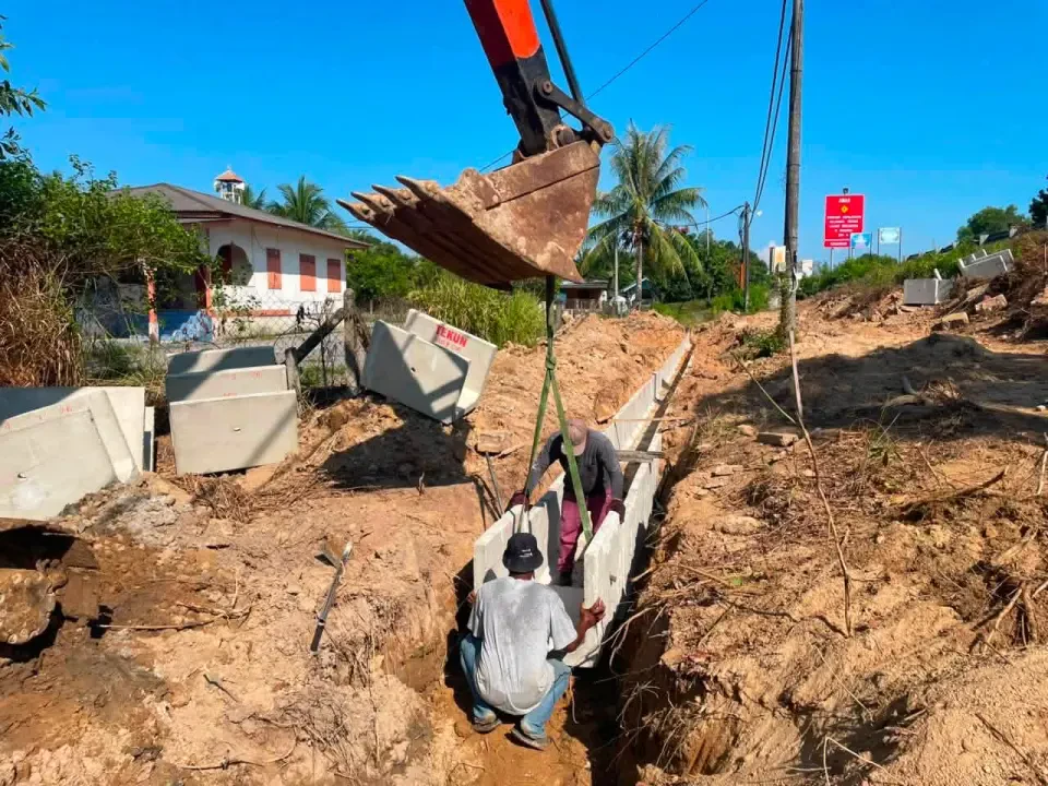 Isu Air Bertakung Bakal Berakhir