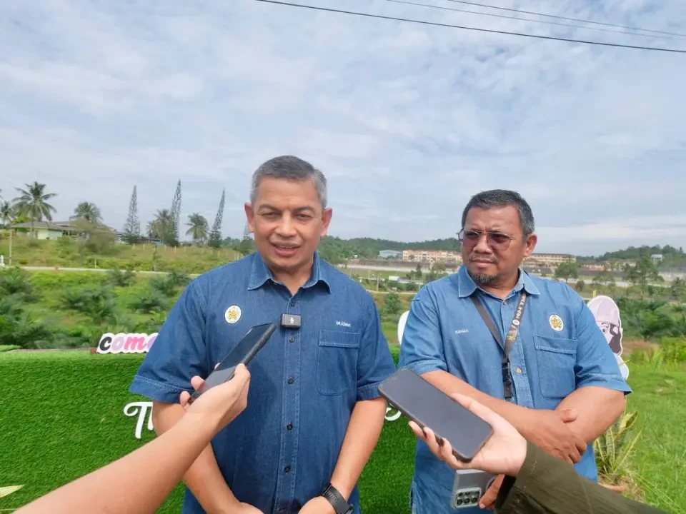 Peruntukan Persekutuan Kepada Negeri Adalah Hak Perlembagaan, Bukan Ehsan PMX – Dr Azman