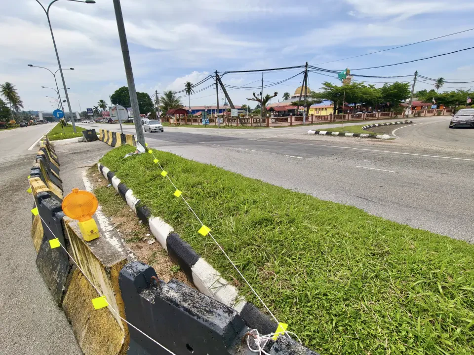 Penutupan Pembahagi Jalan Simpang Masjid Jabi Demi Keselamatan Pengguna