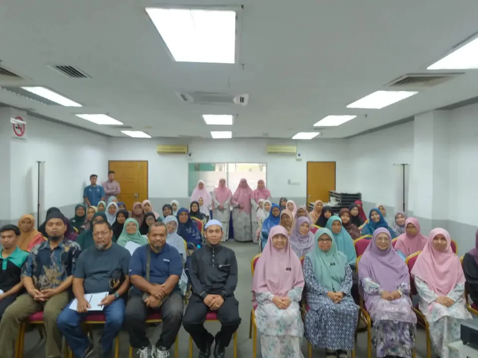 Lamanita Galak Wanita Jana Pendapatan Menerusi Ternakan Ayam Penelur